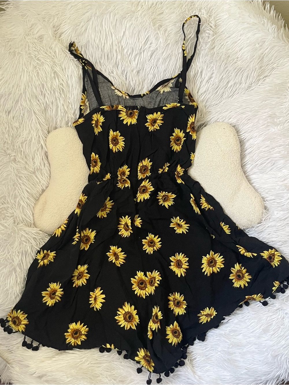 Sunflower Pom Pom tassel summer romper - Picture 3 of 3